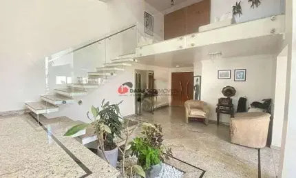 Sobrado à venda 3 Quartos, 3 Suites, 5 Vagas, 380M², Jardim, Santo André - SP