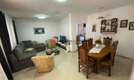 Casa à venda 2 Quartos, 1 Suite, 2 Vagas, 178M², Campestre, Santo André - SP