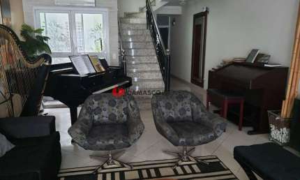 Sobrado à venda 3 Quartos, 3 Suites, 360M², Parque Jaçatuba, Santo André - SP