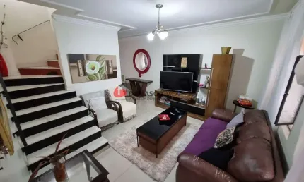 Sobrado à venda 3 Quartos, 1 Suite, 3 Vagas, 225M², Rudge Ramos, São Bernardo do Campo - SP