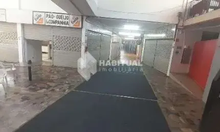 Ponto comercial para alugar no Bom Jesus, Uberlândia  por R$ 30.000