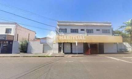 Prédio com 14 salas para alugar no Martins, Uberlândia  por R$ 25.000