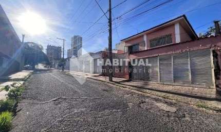 Casa comercial com 6 salas para alugar no Lidice, Uberlândia  por R$ 3.700