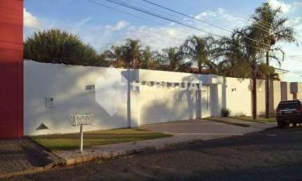 Casa comercial com 7 salas para alugar no Morada da Colina, Uberlândia  por R$ 15.000
