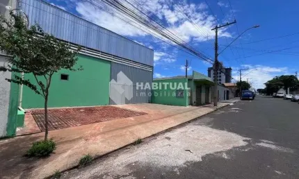 Barracão / galpão / depósito para alugar no marta helena, uberlândia  por r$ 6.000