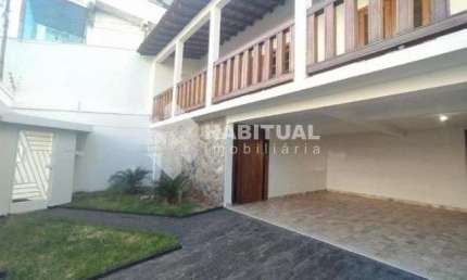 Casa comercial com 2 salas para alugar no Tabajaras, Uberlândia  por R$ 5.000