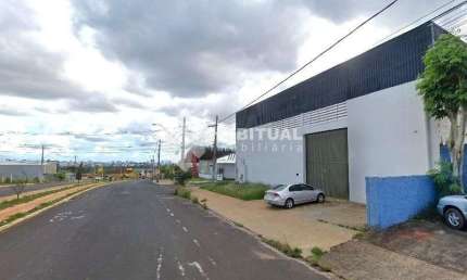 Barracão / Galpão / Depósito para alugar no Alto Umuarama, Uberlândia  por R$ 25.000