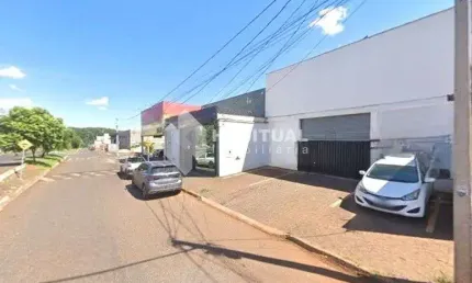 Ponto comercial com 1 sala para alugar no Jardim Brasília, Uberlândia  por R$ 3.500