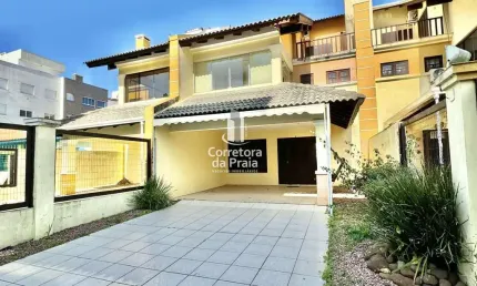 Casa para Venda em Tramandaí, Centro, 4 dormitórios, 2 suítes, 3 banheiros, 2 vagas