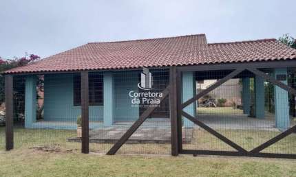 Casa para Venda em Imbé, Centro, 3 dormitórios, 1 suíte, 2 banheiros, 2 vagas