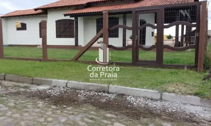 Casa para Venda em Tramandaí, Zona Nova, 2 dormitórios, 1 suíte, 2 banheiros, 3 vagas
