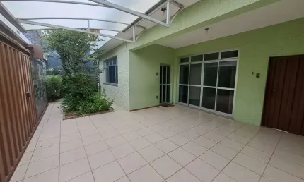 Casa com 4 quartos à venda no Carlos Prates, Belo Horizonte 
