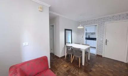 Apartamento de 03 Quartos no Bairro Sagrada Familia