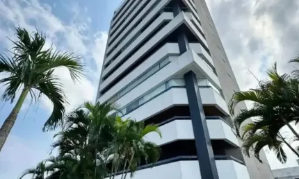 Vendo Apartamento no Cond Saint Cyr - Vieiralves R$ 980.000,00