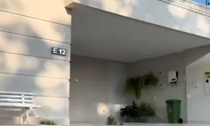VENDO MARAVILHOSA CASA CONDOMÍNIO ALPHAVILLE 4 - R$ 2.300.000,00