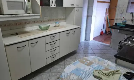 Oportunidade! galinha morta!2 casas - casa da frente 03d 03vg + 1 casa entrada independente próx. metrô