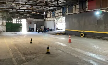 Barracão / Galpão / Depósito para alugar no Cambuci, São Paulo 