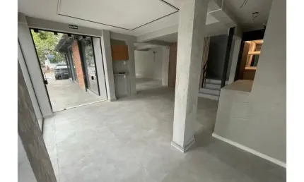 Indianópolis loja vão livre copa e vitrine AC 190m²