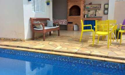 Casa com 3 quartos à venda na Avenida Europa, 75, Jardim Europa, Bragança Paulista