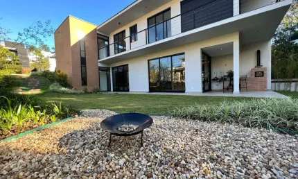 Casa para locação e venda, Condomínio Residencial Fazenda Santa Helena, Bragança Paulista, SP
