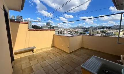 Casa com 3 quartos à venda na Rua Dom Aguirre, 29, Centro, Bragança Paulista