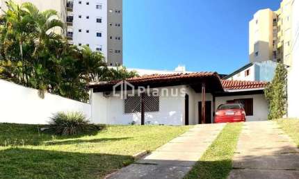 Casa com 3 quartos à venda no Jardim Amália, Bauru 