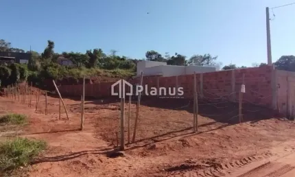 Terreno à venda no Quinta da Bela Olinda, Bauru 