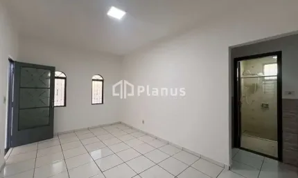 Casa com 3 quartos para alugar na Vila Independência, Bauru 