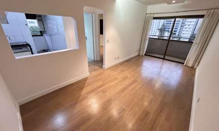 Apartamento para Locação em São Paulo, Indianópolis, 1 dormitório, 1 banheiro, 1 vaga