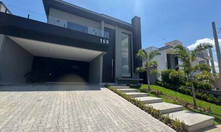 SOBRADO COM 4 SUITES PISCINA E PLANEJADOS NO CONDOMINIO CENTRAL PARQUE EM SALTO SP