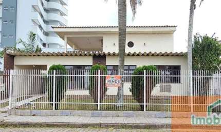 Casa com 3 quartos à venda na Rua Augusto Severo, Centro, Tubarão