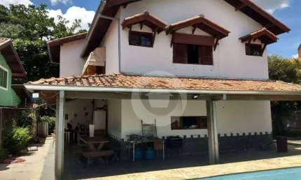 Sobrado com 7 dormitórios à venda, 332 m² por R$ 2.000.000,00 - Jardim Alvorada - São José dos Campos/SP