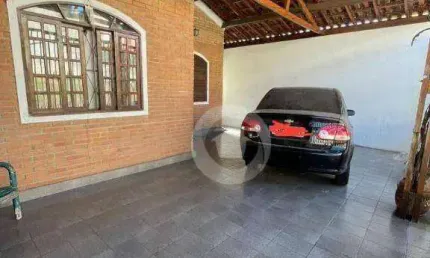 Casa com 3 dormitórios à venda, 209 m² por R$ 530.000 - Monte Castelo - São José dos Campos/SP