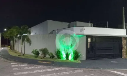 Casa com 3 dormitórios à venda, 98 m² por R$ 765.000,00 - Portal dos Pássaros - São José dos Campos/SP