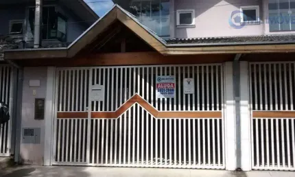 Sobrado com 3 dormitórios para alugar, 143 m² por R$ 4.758,19/mês - Jardim das Indústrias - São José dos Campos/SP