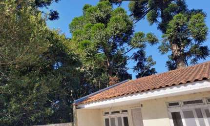 Casa com 2 quartos à venda na Rua Francisco Ribeiro Júnior, 332, Vila Fuck, Piraquara, 52 m2 por R$ 150.000