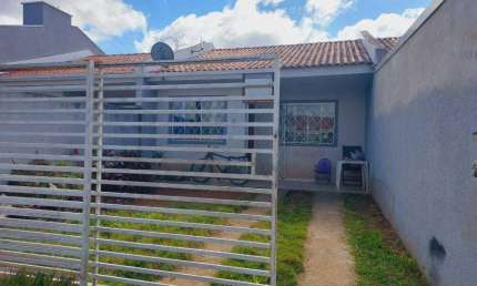 Casa com 2 quartos à venda na Travessa Rússia, 89, Nações, Fazenda Rio Grande, 46 m2 por R$ 208.000