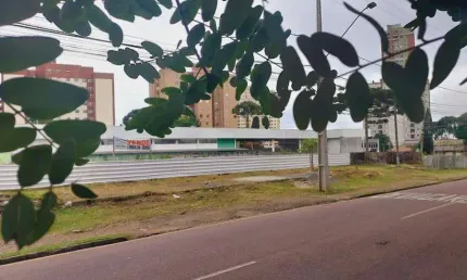 Terreno à venda na Rua Pedro Bonat, 110, Novo Mundo, Curitiba por R$ 5.880.000