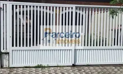 Casa com 2 quartos à venda na Rua Amapola, 361, Jardim Real, Praia Grande