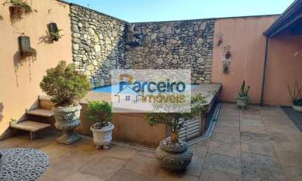 CASA COM PISCINA, 03 SUITES, 06 VAGAS, VILA PRUDENTE