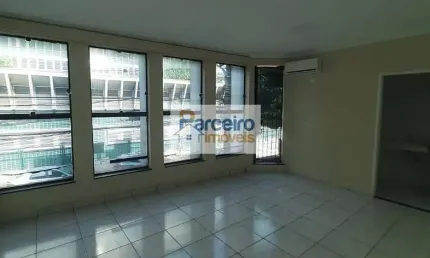Sala comercial com 3 salas para alugar na Rua Síria, 86, Parque São Jorge, São Paulo