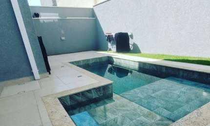 Excelente casa no condominio new ville 4 Dormitórios Piscina