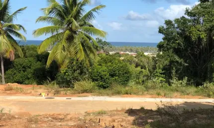 Terreno de esquina 600 m2 em condomínio natus - imbassaí