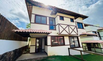 Vende-se Casa Nova 3/4 Imbassai Condomínio com segurança 24hs
