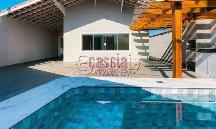 Casa com 3 dorms, Caiçara, Praia Grande - R$ 820 mil, Cod: 3970