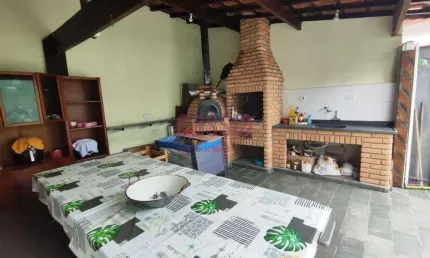 Casa com 3 quartos, Maracanã, Praia Grande - R$ 615 mil, Cod: 4538