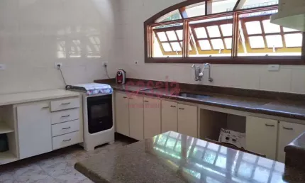 Casa com 4 quartos, Flórida, Praia Grande - R$ 1 mi, Cod: 4568