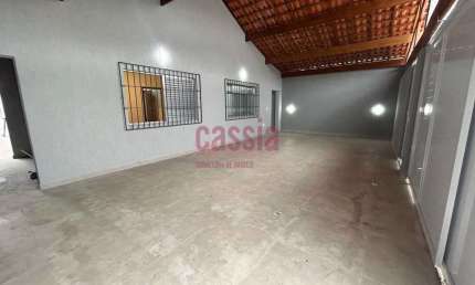 Casa com 4 quartos, Tupi, Praia Grande - R$ 870 mil, Cod: 4615