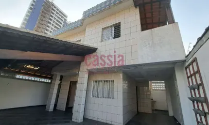 Sobrado com 3 quartos, Aviação, Praia Grande - R$ 605 mil, Cod: 4252