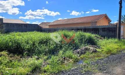 Terreno para geminadas lado praia no bairro Tupy pronto para construir.